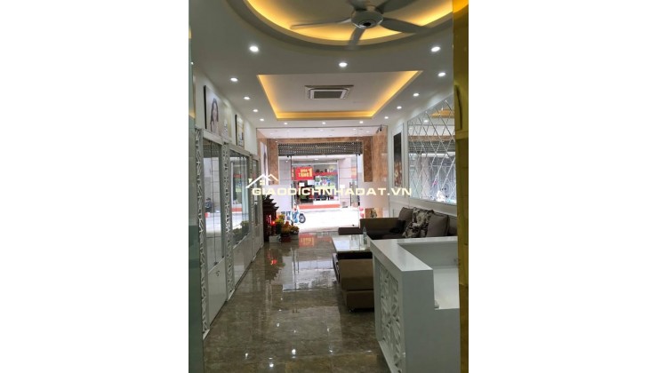 Hạ sốc 8 tỷ, nhà mặt phố Ba Đình, 54m2, 5 tầng, kinh doanh, vỉa hè 10m, 32.5 tỷ